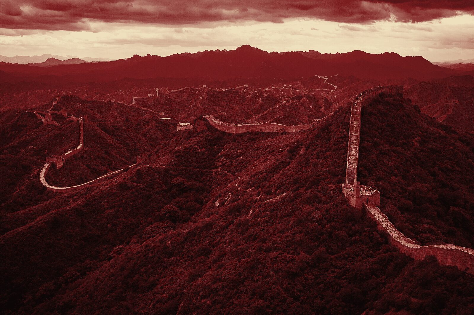 The Great Wall winding over ridges at Jinshanling, duotone film still